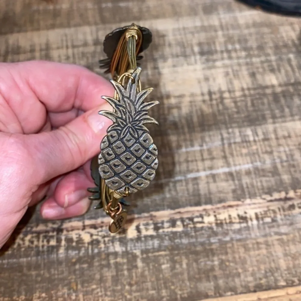 Bourbon & Bow Ties Pineapple Wire Bangle Bracelet